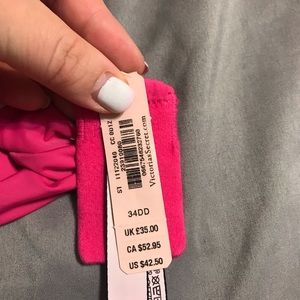 Brand new VS bra!